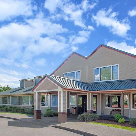 Hawthorn Suites By Wyndham Kent, Wa Εξωτερικό φωτογραφία